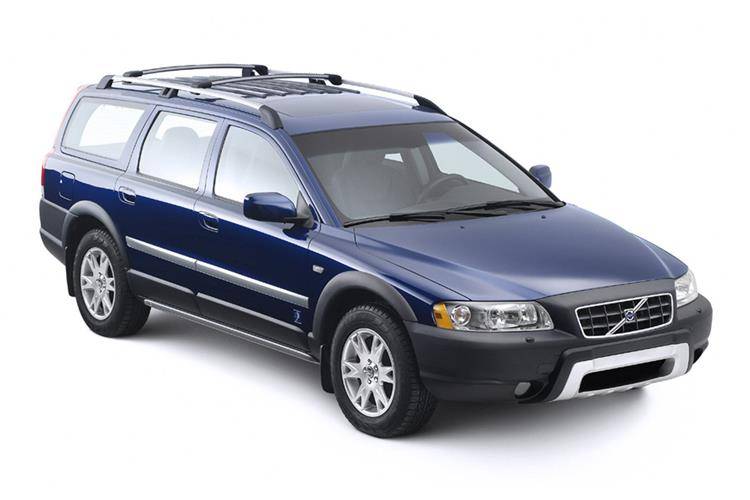 download 04 Volvo XC70 able workshop manual