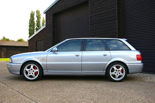 download Audi Avant RS2 workshop manual