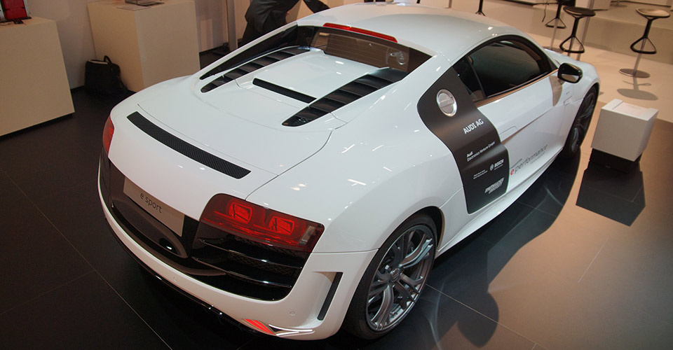 download Audi R8 workshop manual
