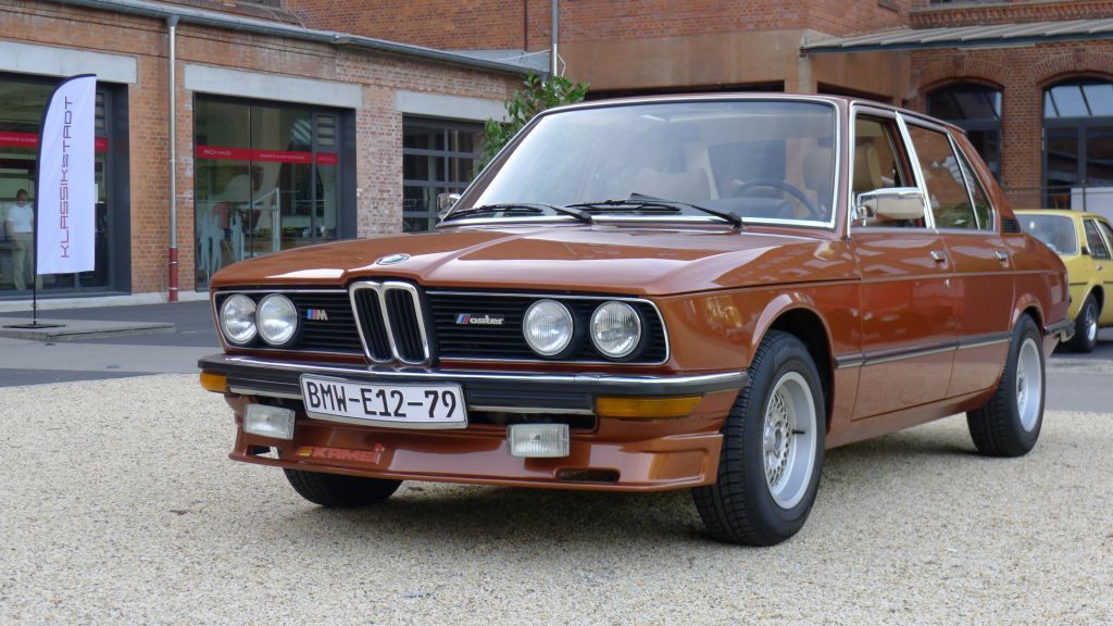 download BMW 518 workshop manual