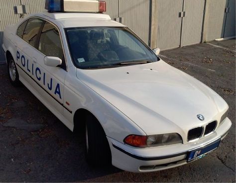 download BMW 528i E39 workshop manual