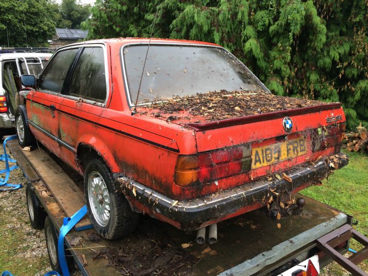 download BMW E30 workshop manual