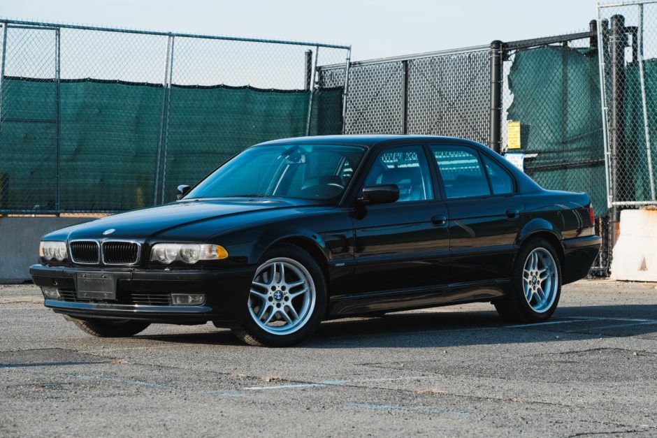 download Bmw 740i workshop manual