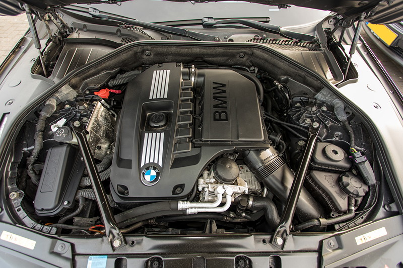 download Bmw 740i workshop manual