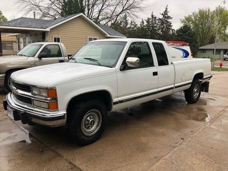 download Chevrolet C2500 Pickup workshop manual