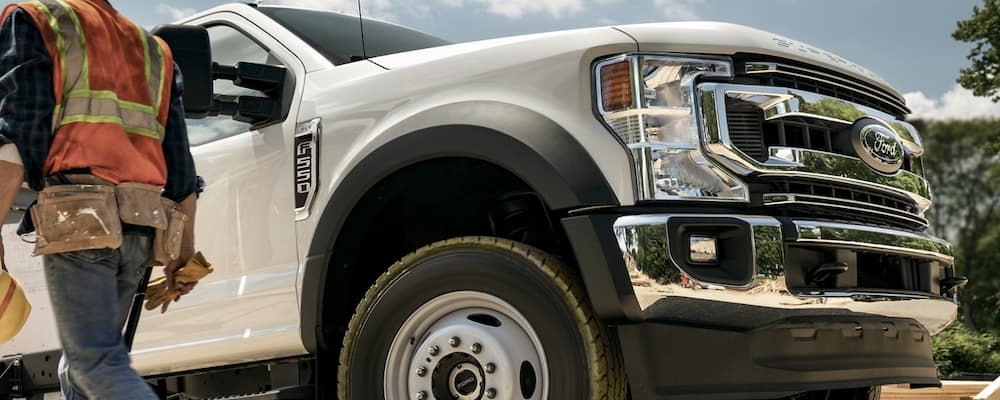 download Ford F 550 Super Duty in able workshop manual