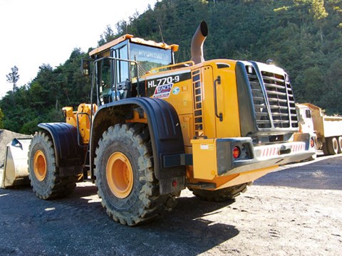 download Hyundai HL770 9 Wheel Loader able workshop manual