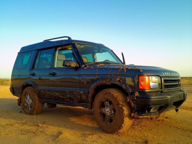 download Land Rover DISCOVERY II able workshop manual