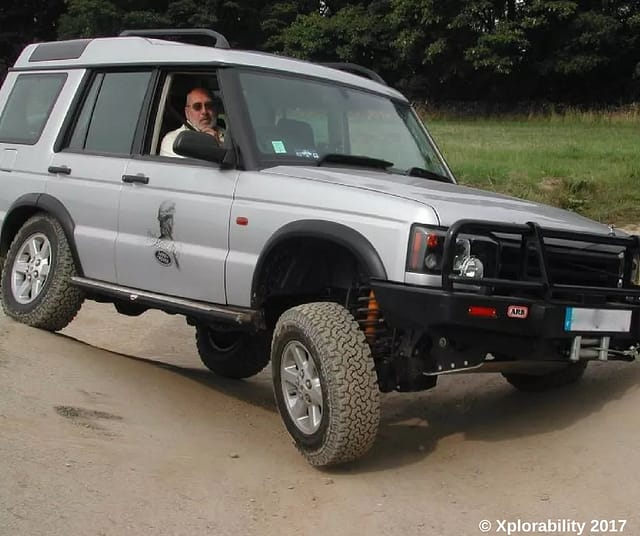 download Land Rover Discovery 2 able workshop manual