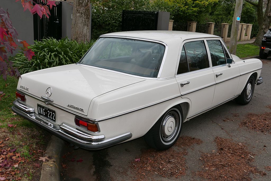 download Mercedes 400 SE workshop manual
