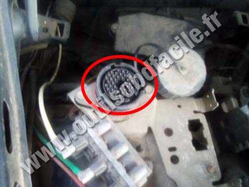 download Mercedes C220 95 workshop manual