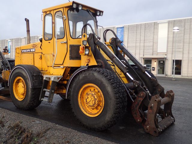 download VOLVO BM 4300 Wheel Loader able workshop manual