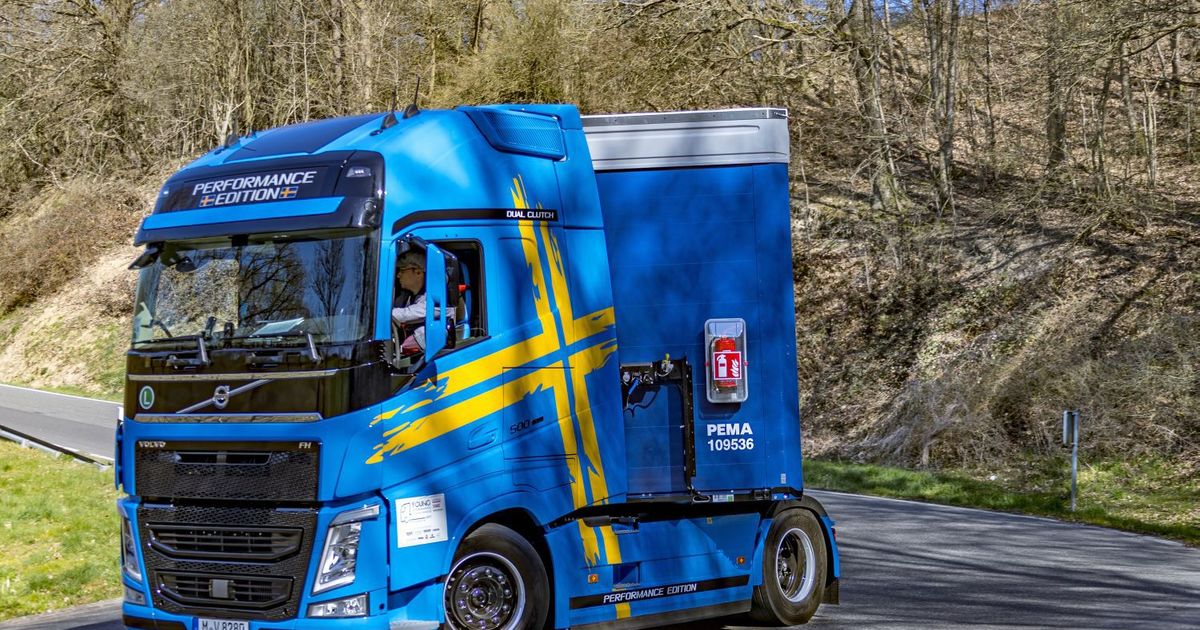 download VOLVO CF Lorry Bus workshop manual