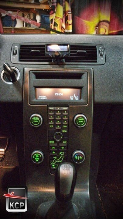 download VOLVO V50 workshop manual