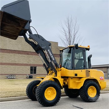 download Volvo L40B Compact Wheel Loader able workshop manual